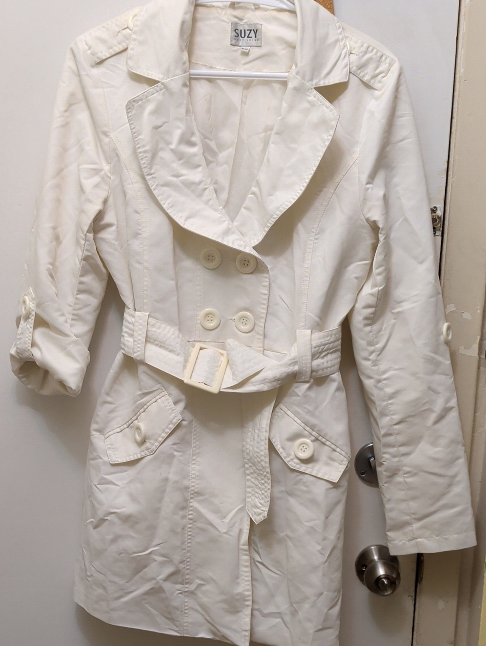 Suzy Shier White Double-Breasted Belted Trench Coat